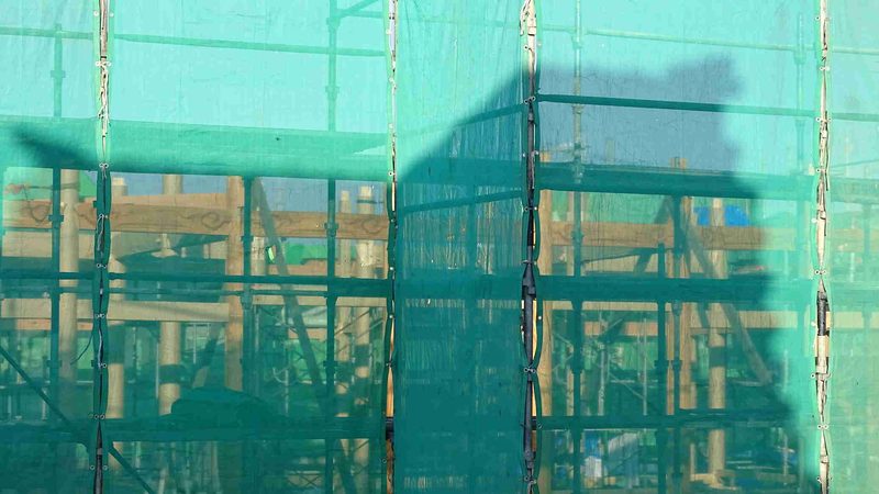 金属幕墙安装：专业公司的选择标准与关键考量